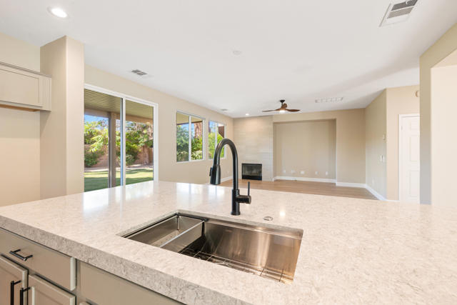 MLS #219136374DA image #12