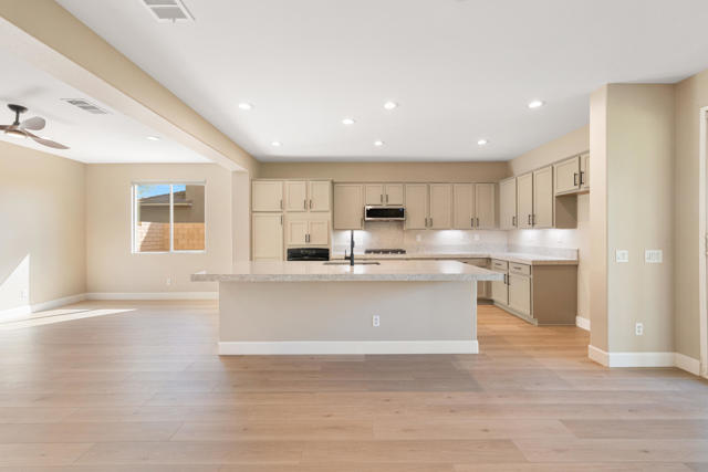 MLS #219136374DA image #13