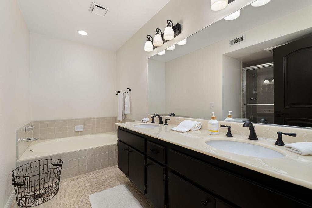 MLS #219136381DA image #24