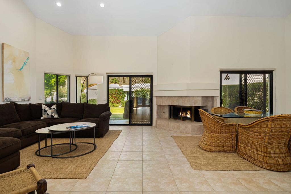 MLS #219136381DA image #9