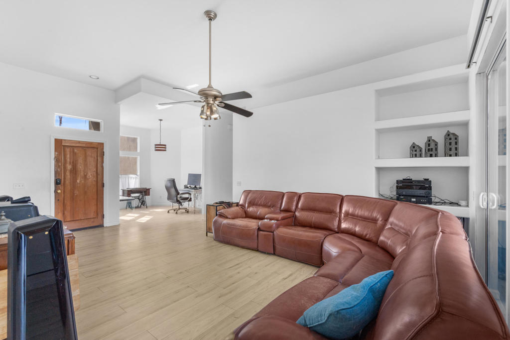 MLS #219136382DA image #10