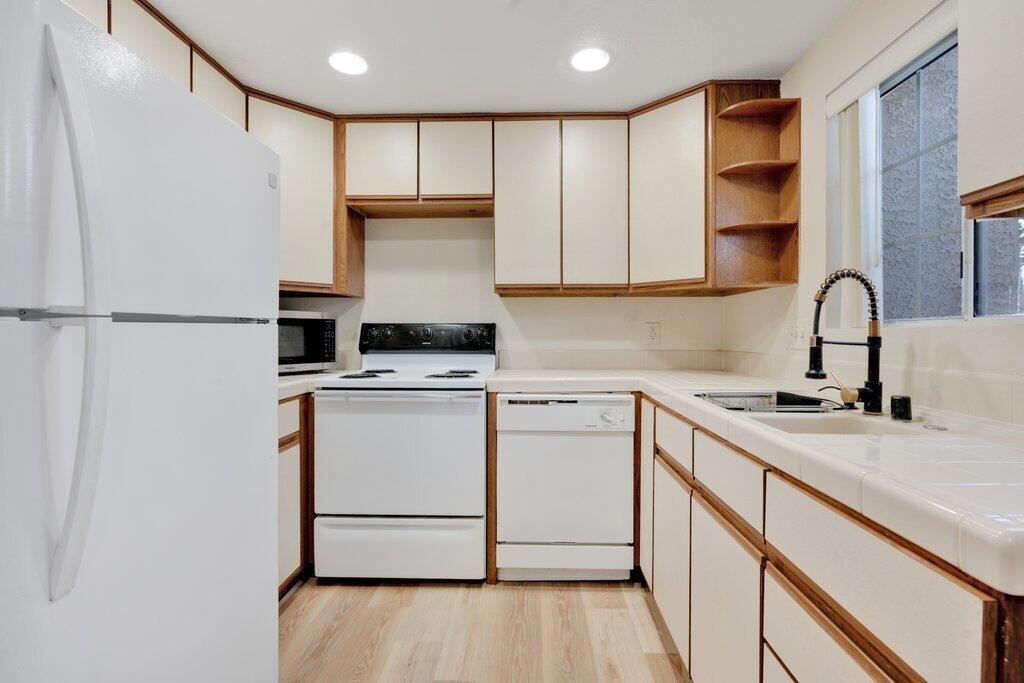 MLS #219136383DA image #13