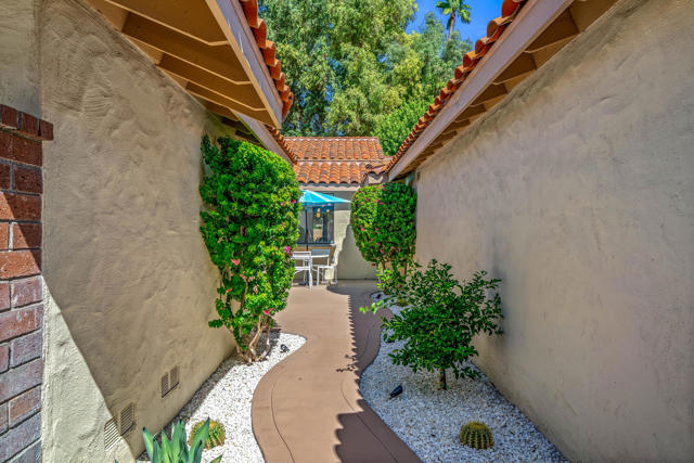 MLS #219136385DA image #8