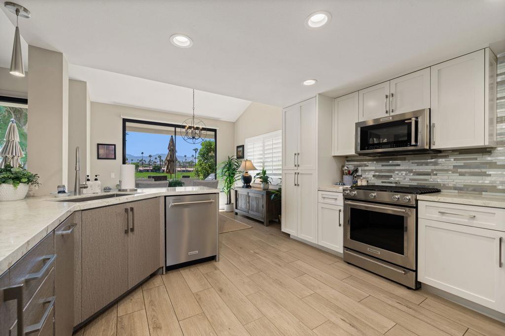 MLS #219136398DA image #14