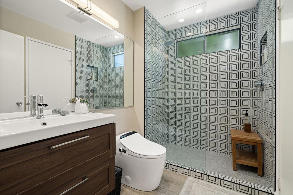 MLS #219136398DA image #23