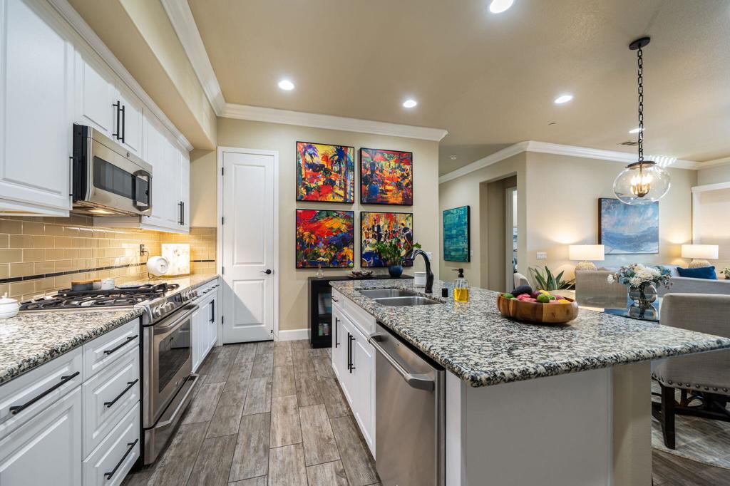 MLS #219136399DA image #6