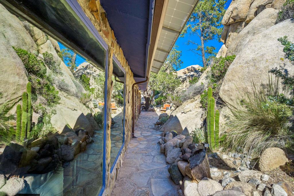 MLS #219136400PS image #25