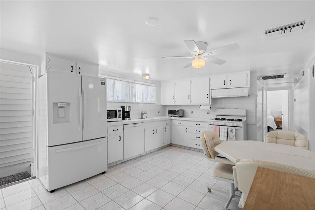 MLS #219136403DA image #12