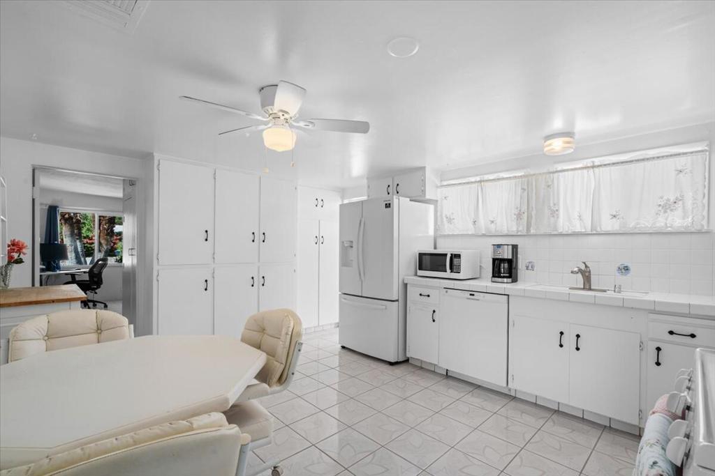 MLS #219136403DA image #2