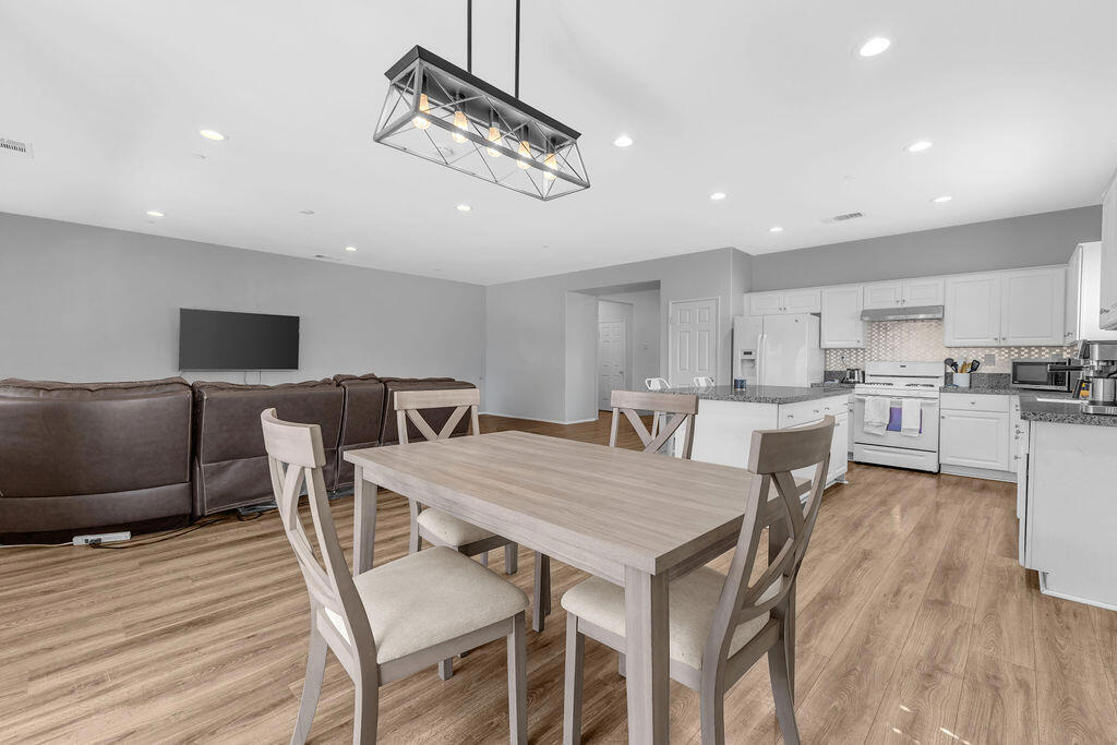 MLS #219136407DA image #14