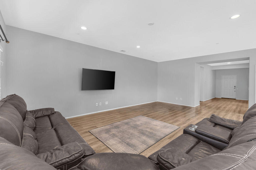 MLS #219136407DA image #16