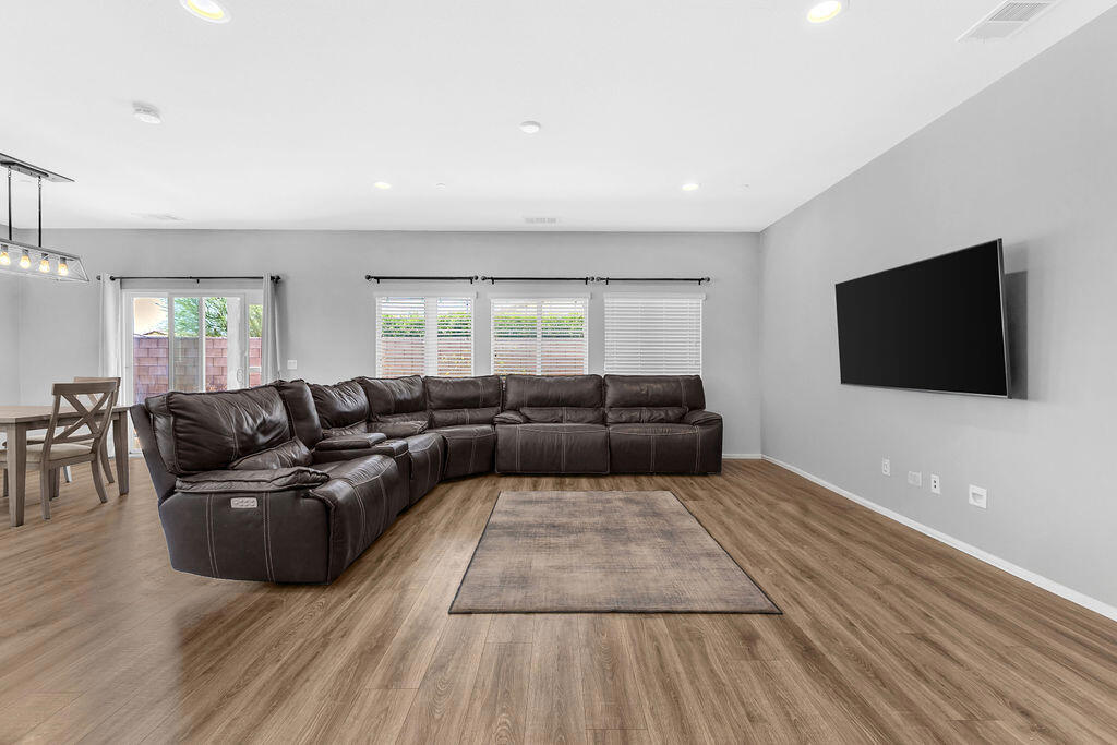 MLS #219136407DA image #18