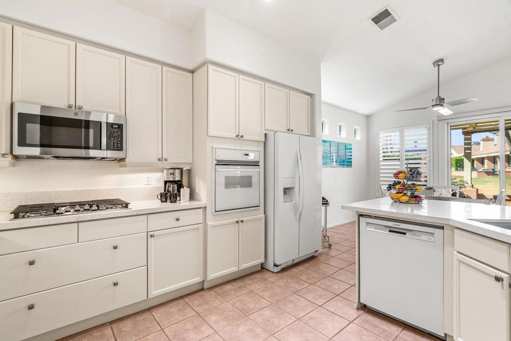 MLS #219136425DA image #25