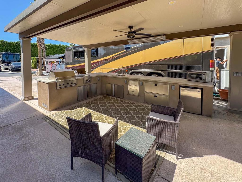 MLS #219136426DA image #4