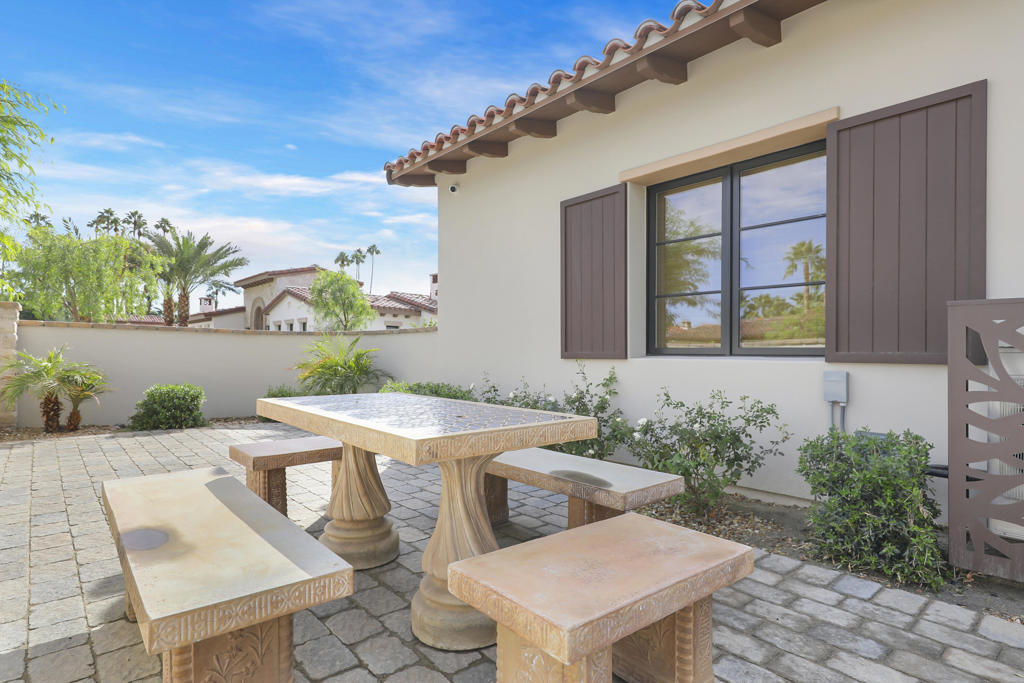 MLS #219136442DA image #5