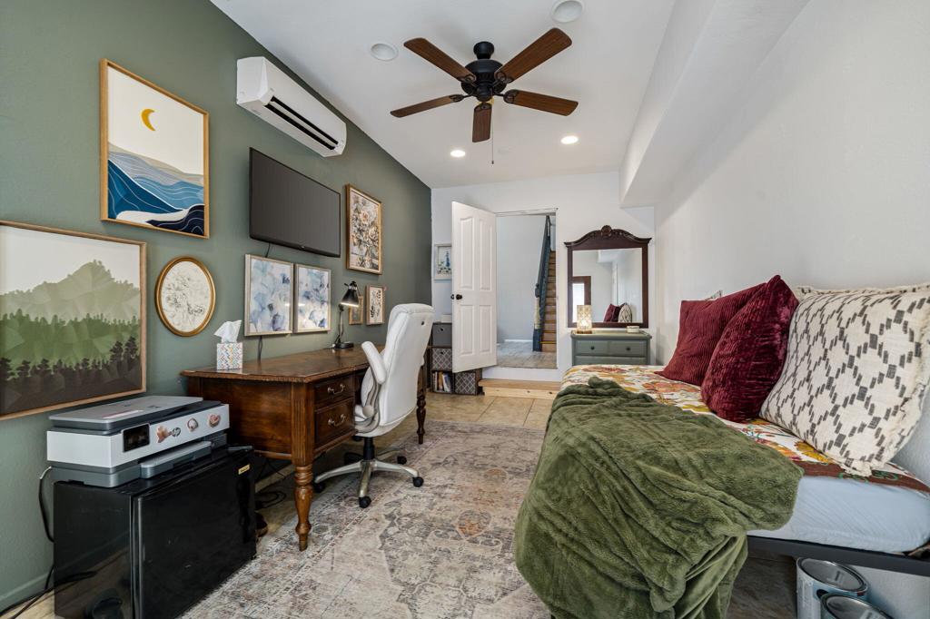 MLS #219136445DA image #19