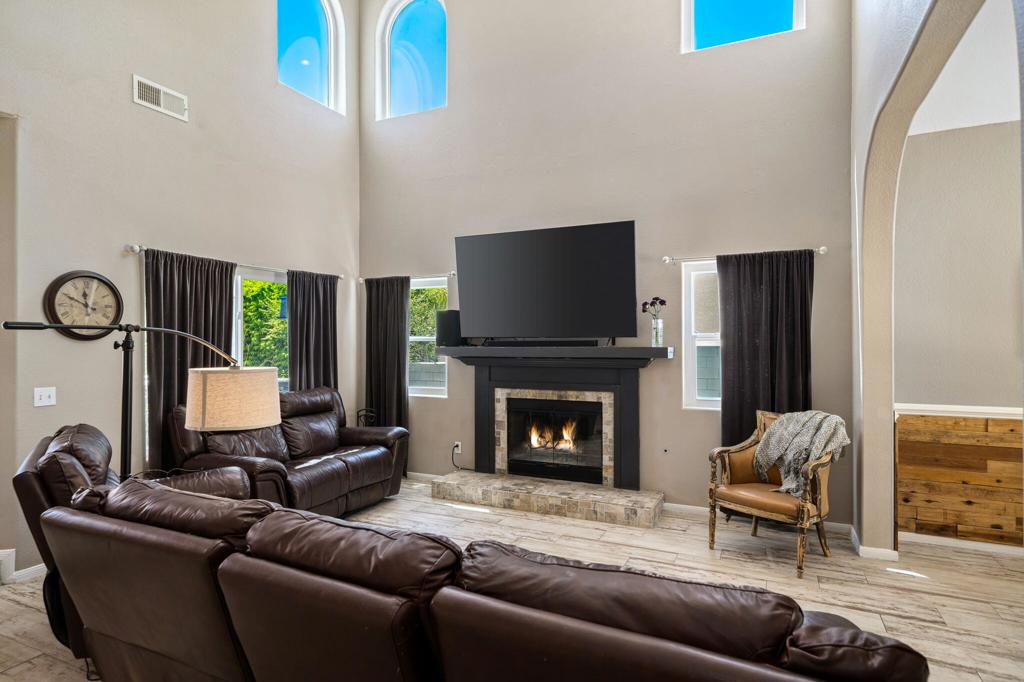 MLS #219136445DA image #4