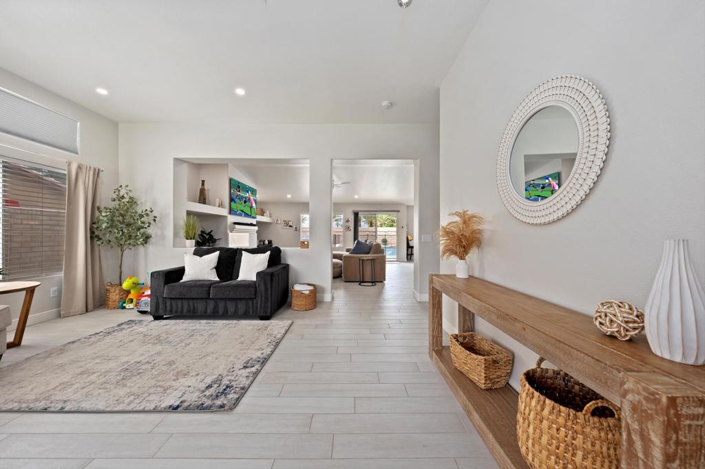 MLS #219136465DA image #5