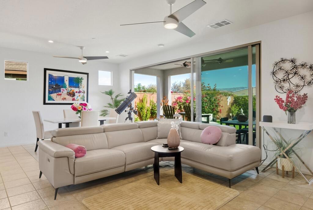 MLS #219136468DA image #1