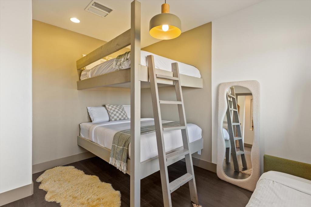 MLS #219136497PS image #29