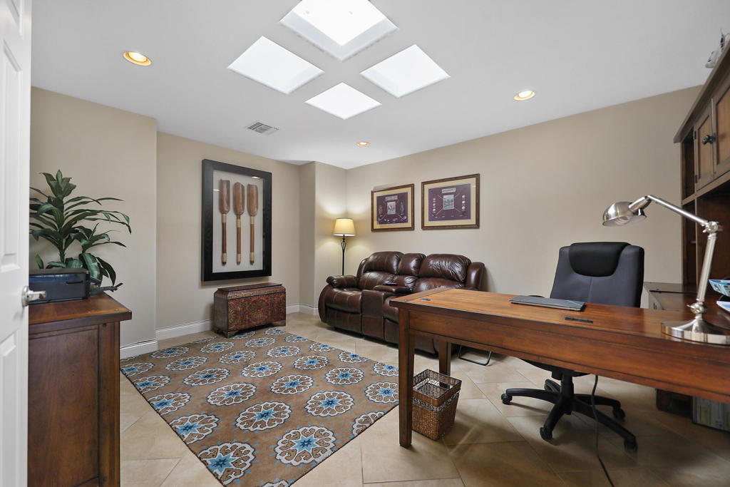 MLS #219136501DA image #9