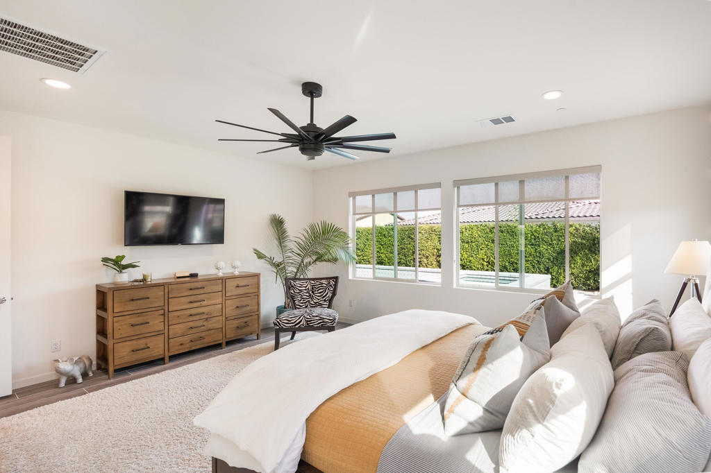 MLS #219136502DA image #25