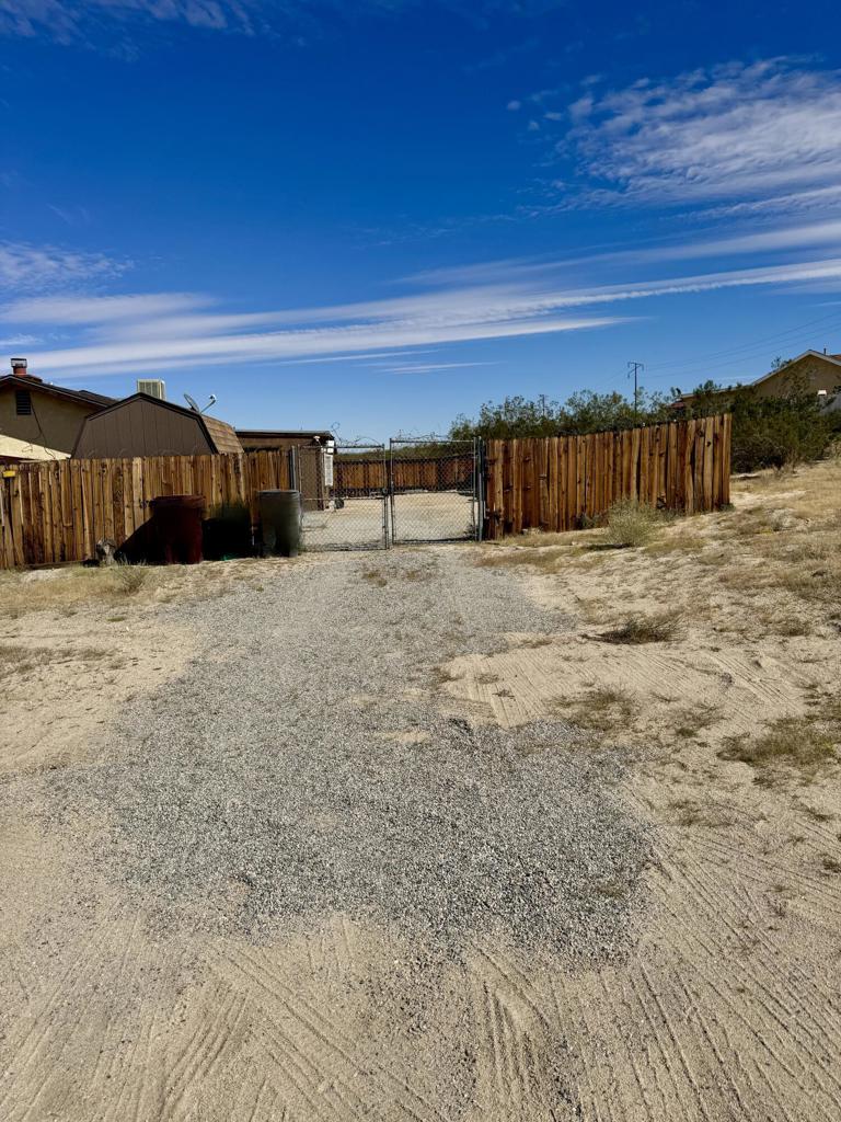 MLS #219136523DA image #24