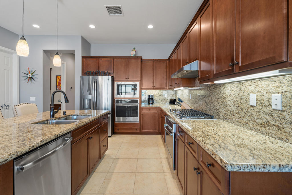 MLS #219136532DA image #14