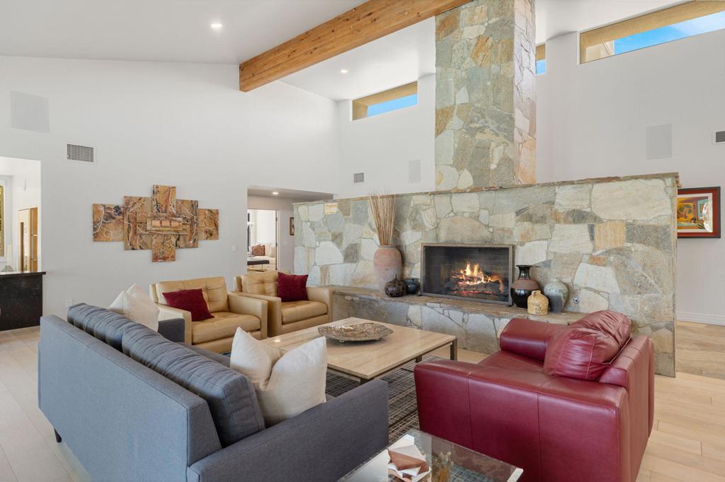 MLS #219136543DA image #1