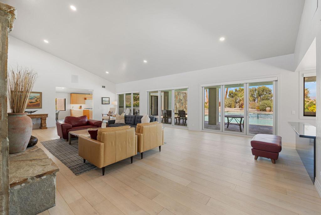 MLS #219136543DA image #9