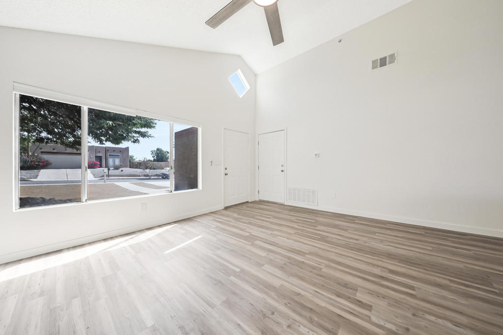 MLS #219136547DA image #5