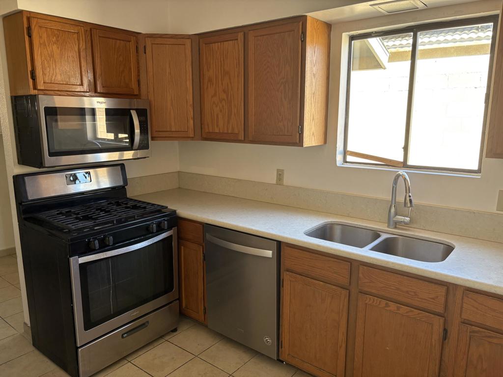 MLS #219136552DA image #11