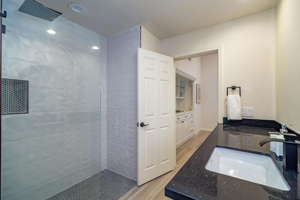 MLS #219136557PS image #23