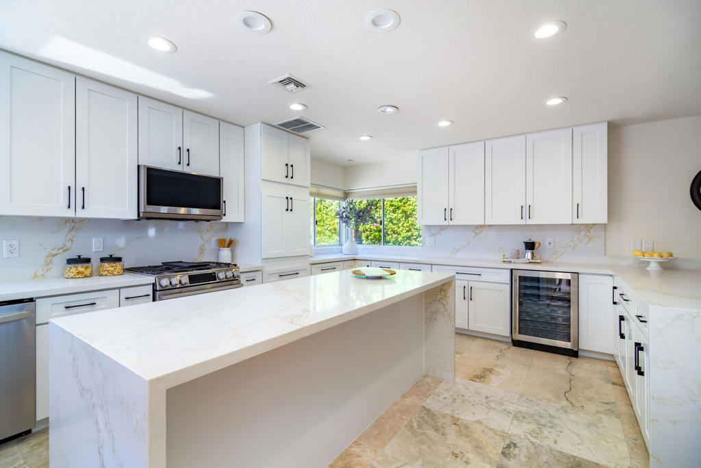 MLS #219136557PS image #4