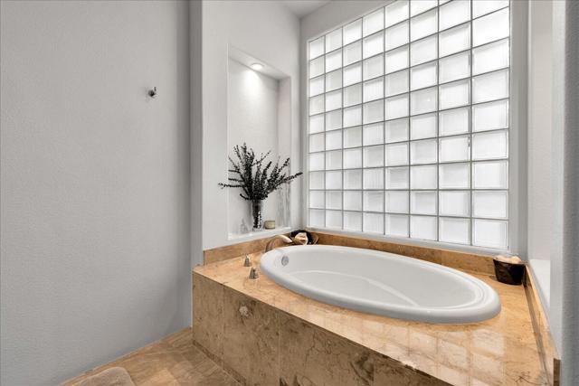 MLS #219136571DA image #27