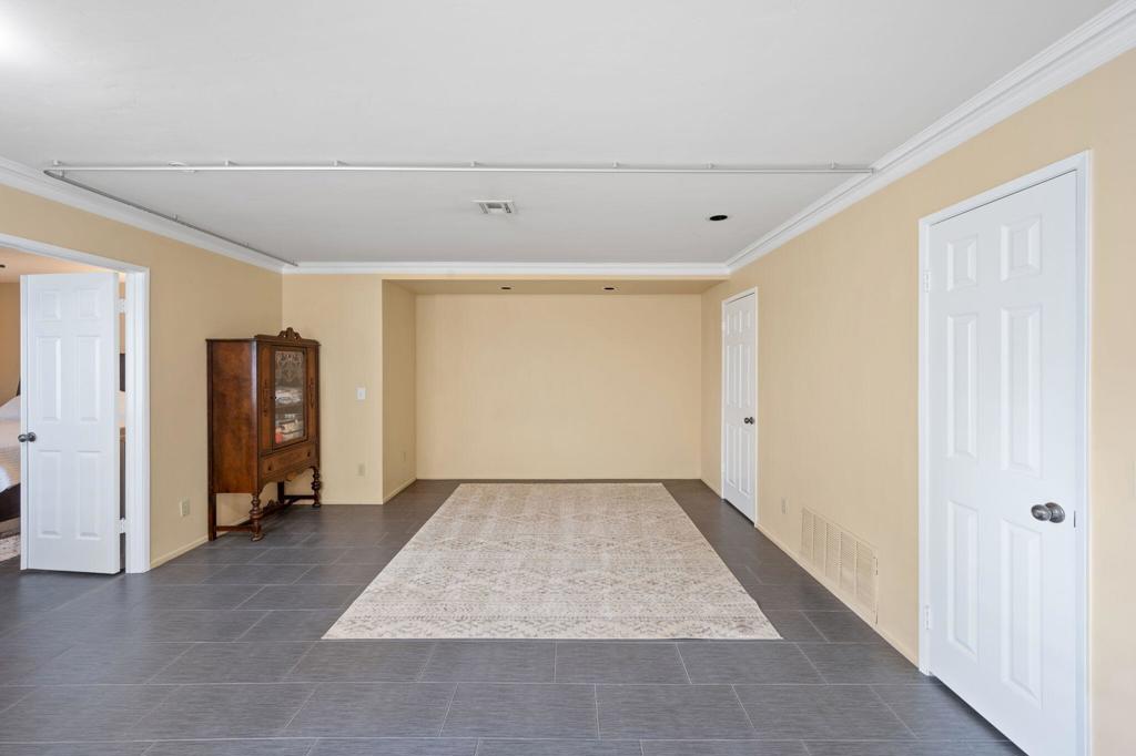 MLS #219136583DA image #16