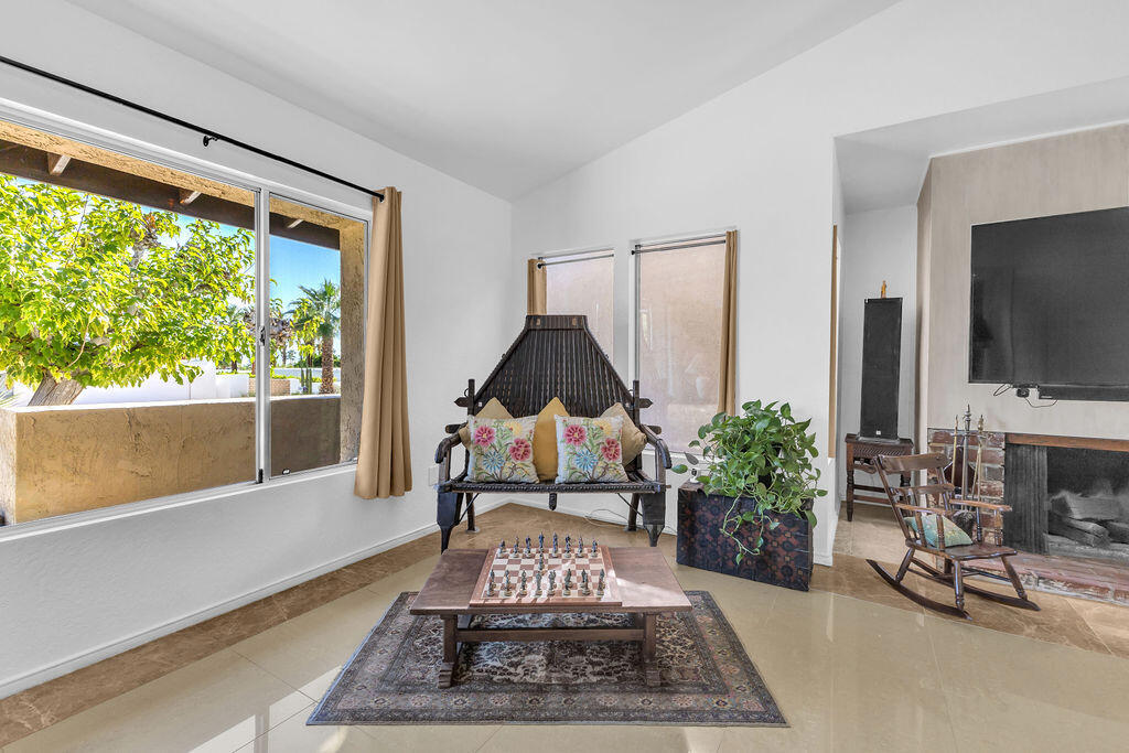 MLS #219136601DA image #17