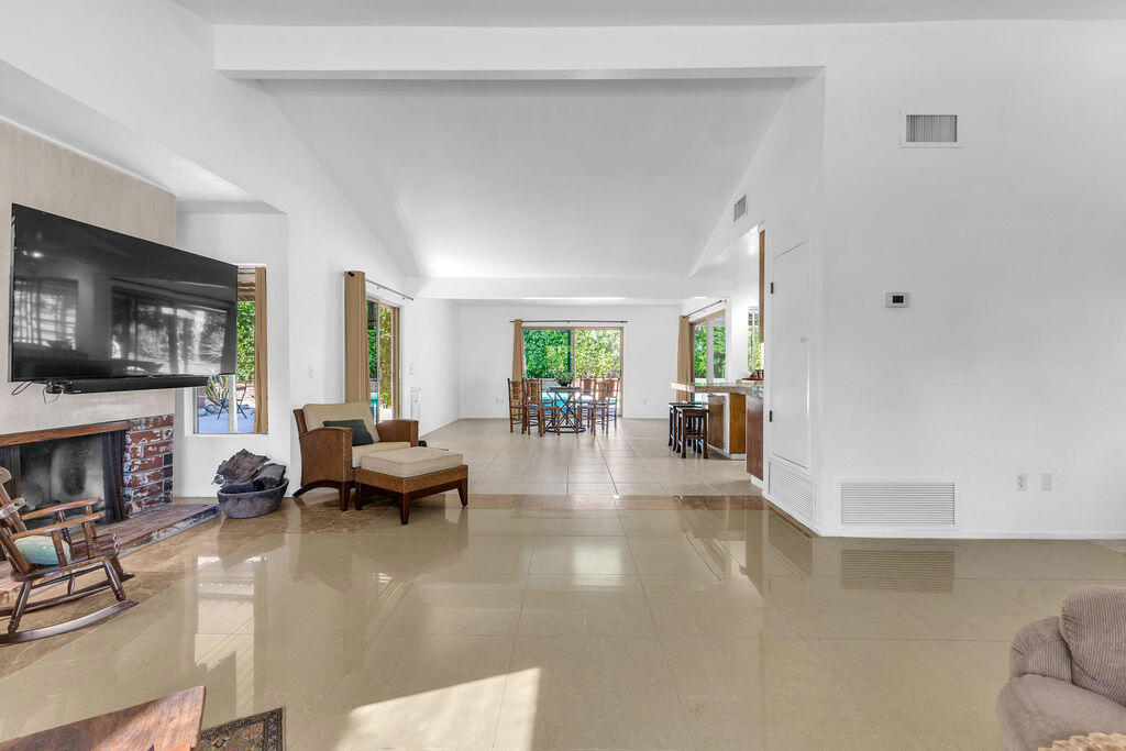 MLS #219136601DA image #19