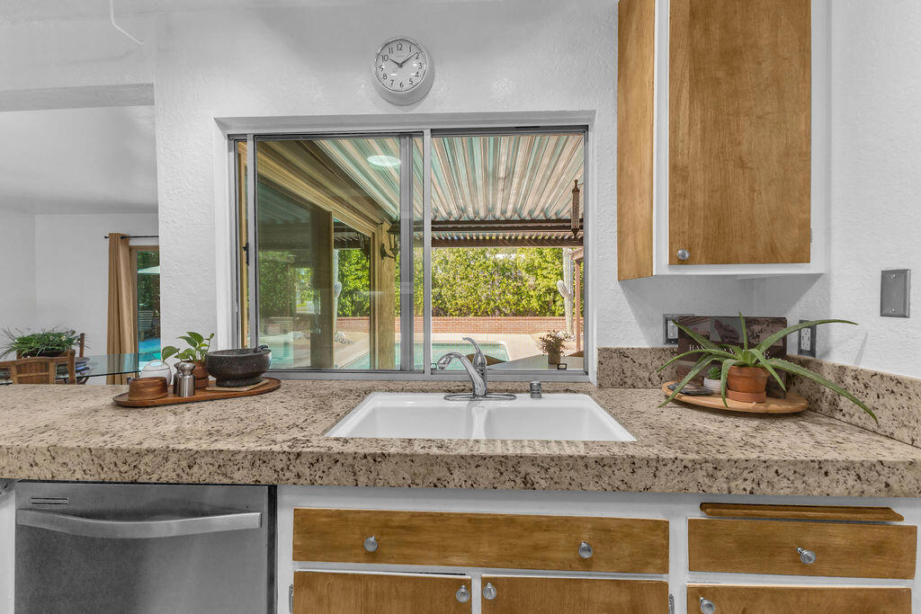 MLS #219136601DA image #24