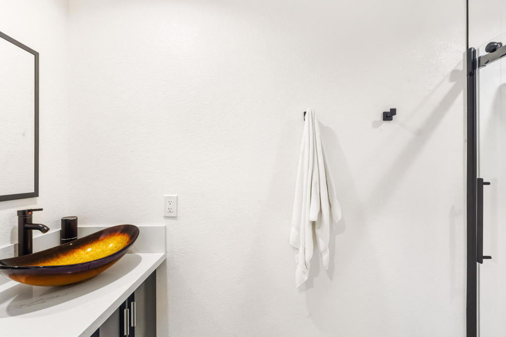 MLS #219136602DA image #9