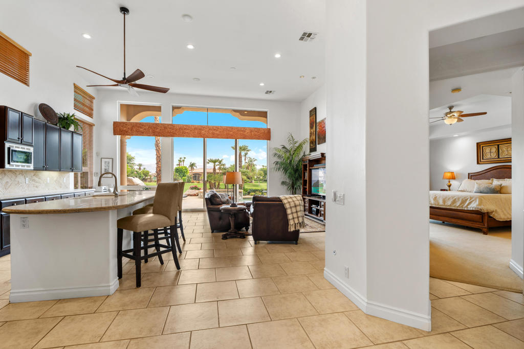 MLS #219136606DA image #12