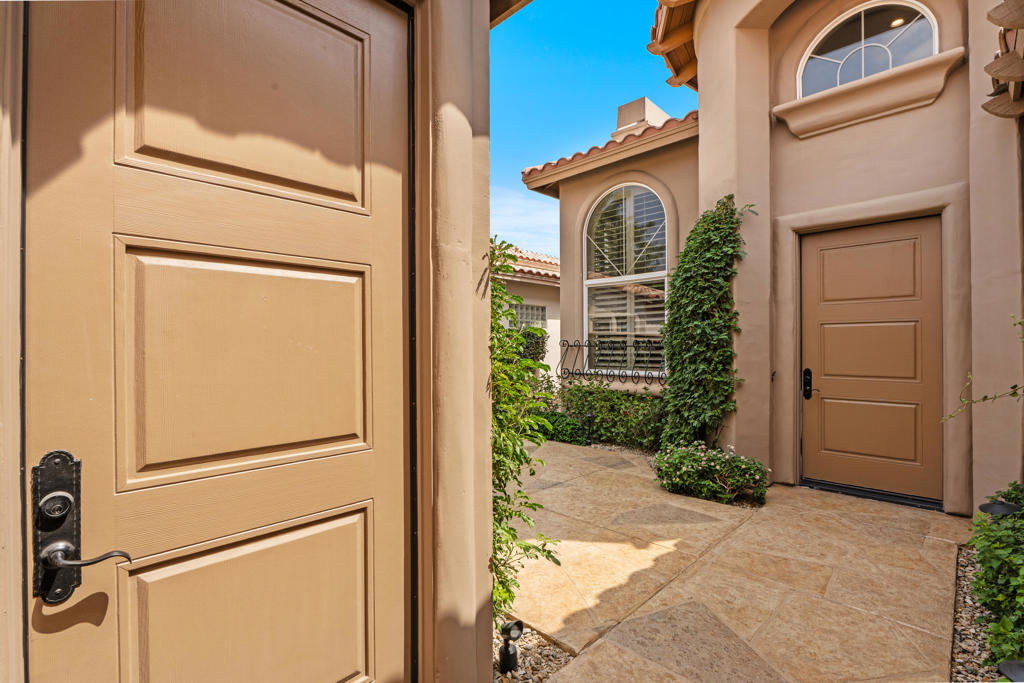 MLS #219136606DA image #5