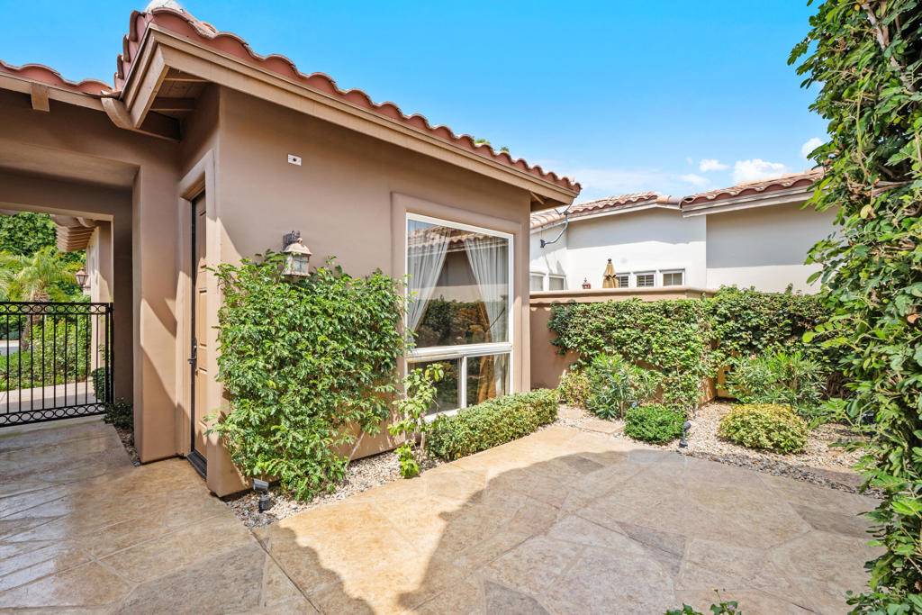 MLS #219136606DA image #6