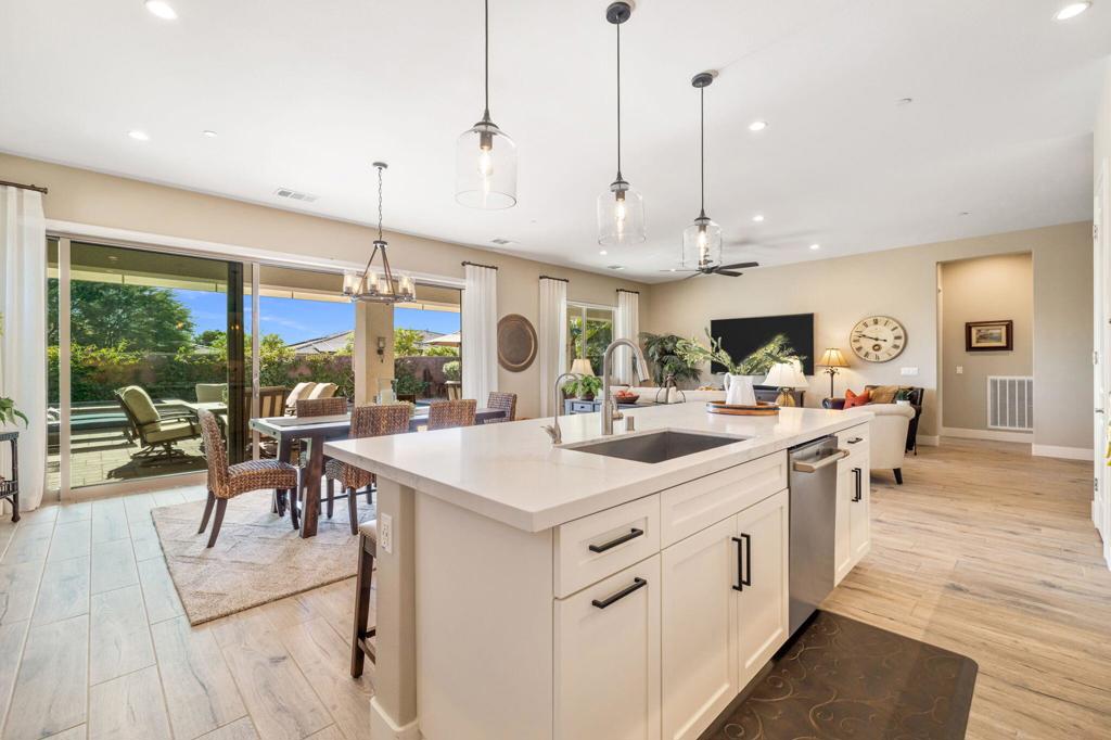 MLS #219136635DA image #6