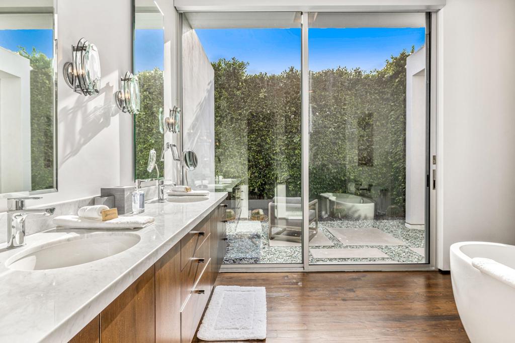 MLS #219136640DA image #12