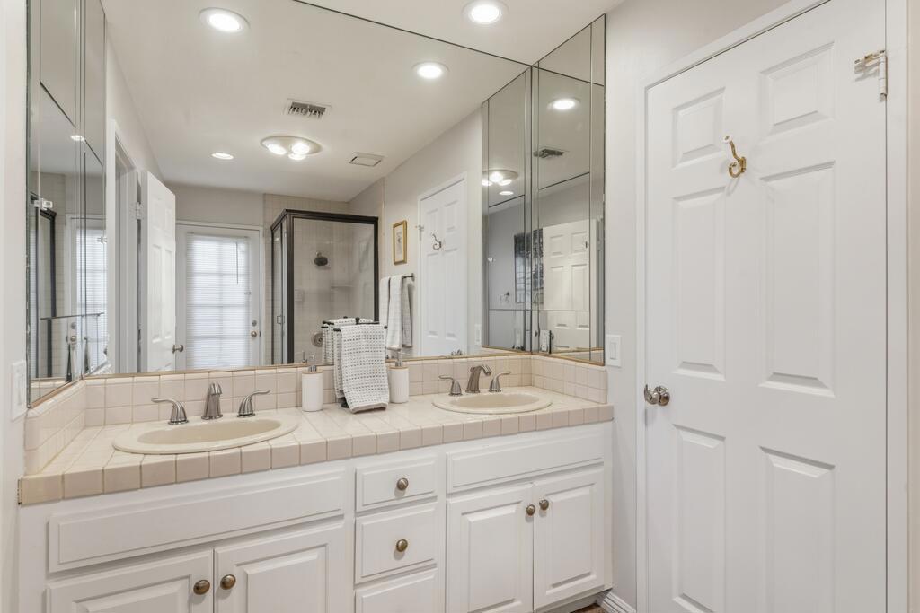 MLS #219136643DA image #20