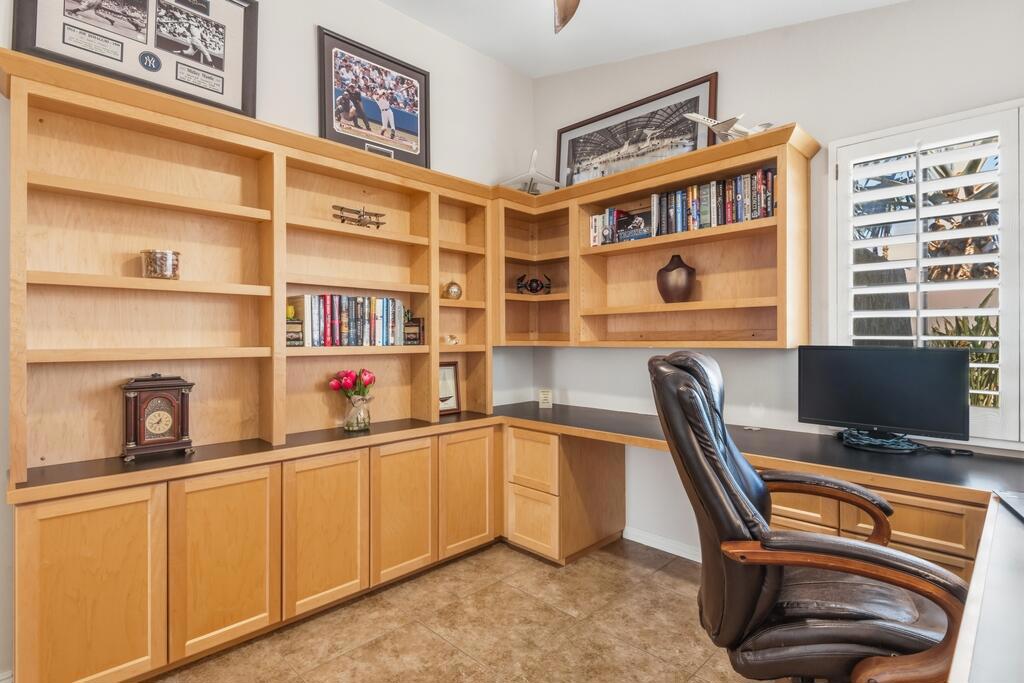 MLS #219136643DA image #23