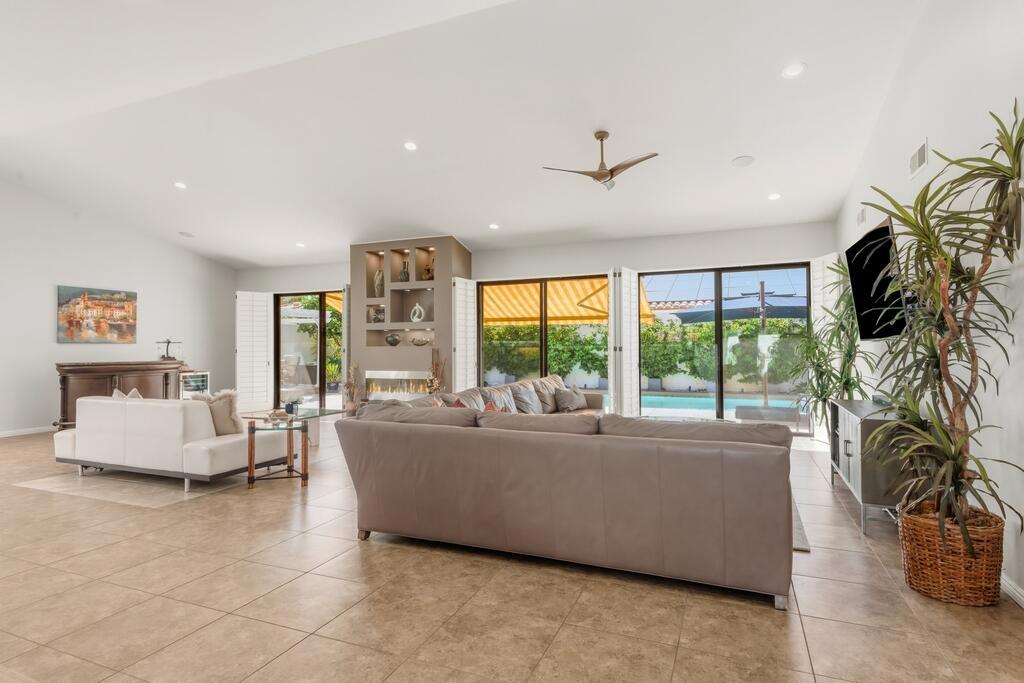 MLS #219136643DA image #6