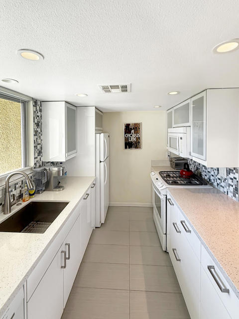 MLS #219136645PS image #3