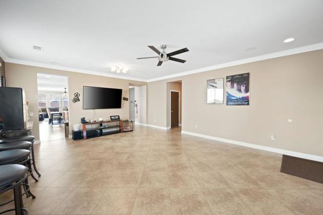 MLS #219136653DA image #10